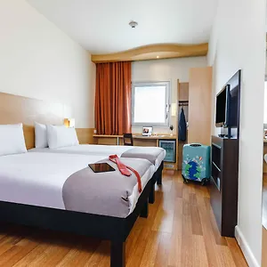 Ibis Esenyurt Отель